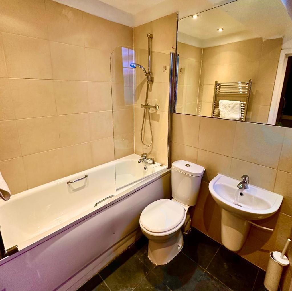 30 Secs To Euston Station Apartment London Bagian luar foto
